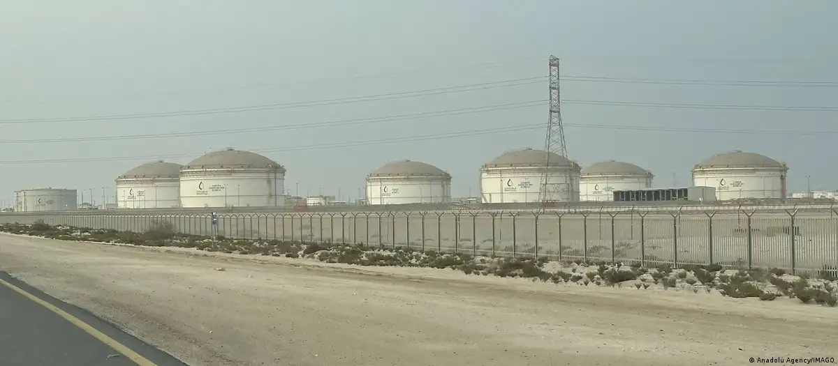 Ataque con misiles provoca daños en planta de gas de Qatar