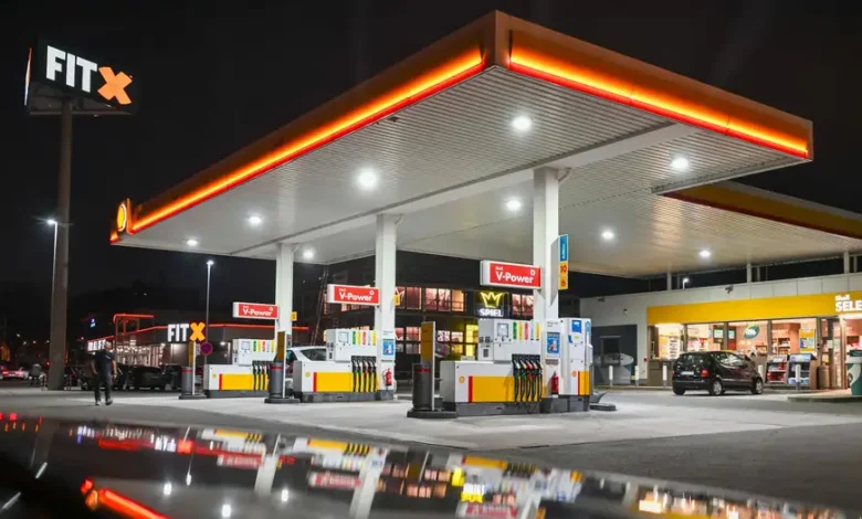 Chile anuncia alza histórica de combustibles por guerra