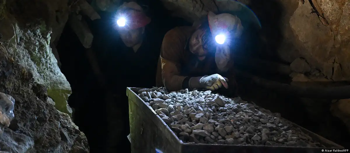 EE.UU. relaja sanciones para explotar minerales en Venezuela