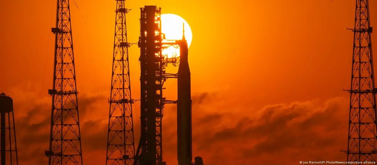 La NASA lista para lanzamiento lunar en más de medio siglo