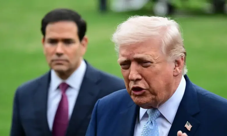 Trump amenaza a Irán si no abre el estrecho de Ormuz