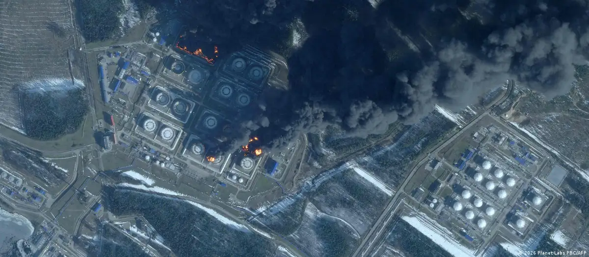 Ucrania ataca puerto y central energética en Rusia