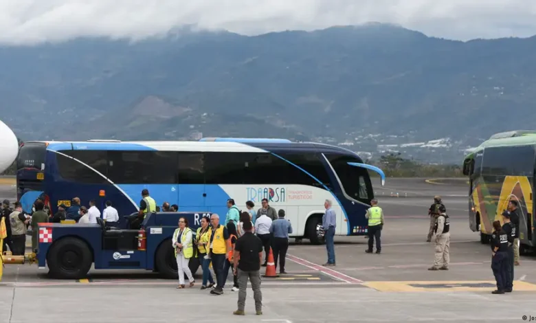 Costa Rica recibe primer vuelo con deportados desde EE.UU.+