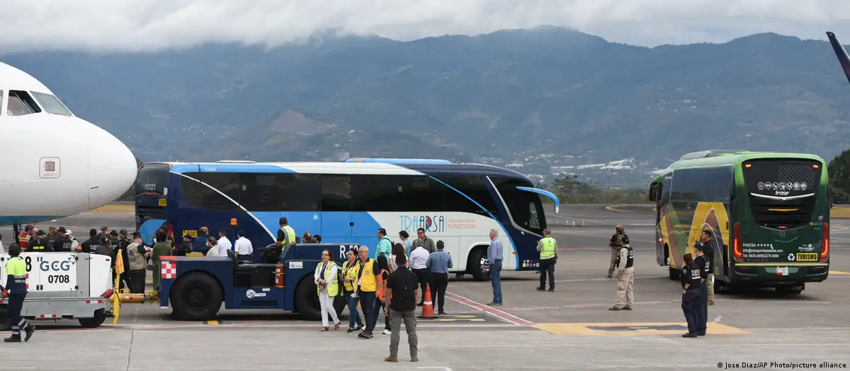 Costa Rica recibe primer vuelo con deportados desde EE.UU.+