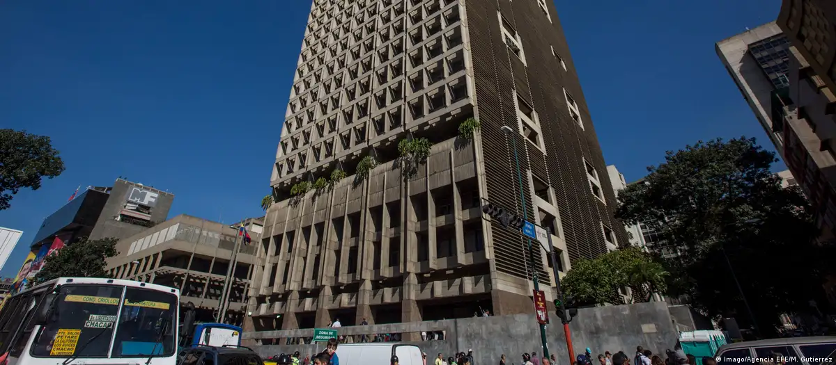 Dimite la presidenta del Banco Central de Venezuela