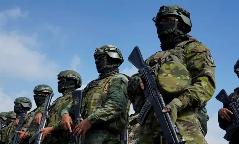 Ecuador decreta toque de queda nocturno en Quito y Guayaquil
