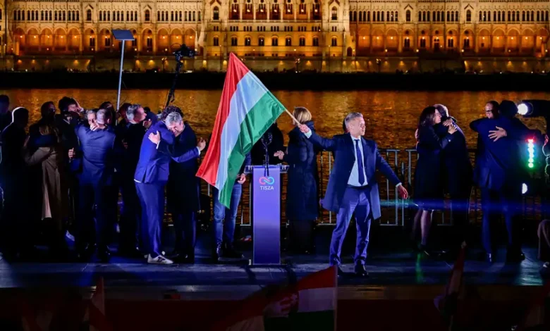 Líderes europeos felicitan a Péter Magyar por su victoria