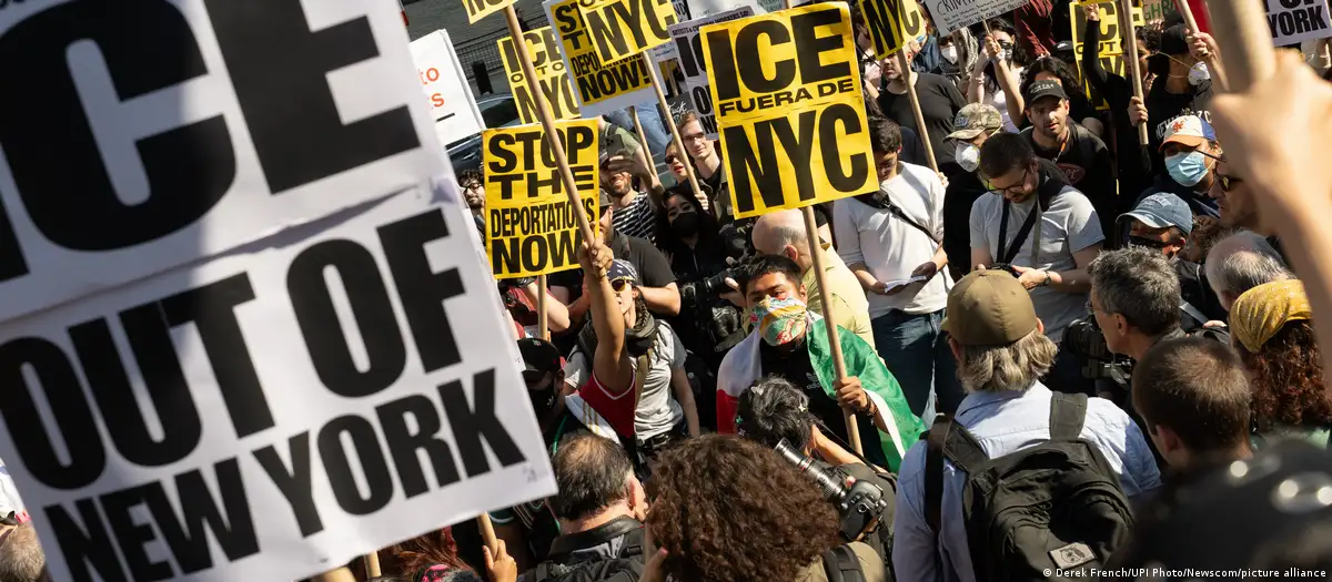 Renuncia supervisor del plan de deportación masiva de Trump