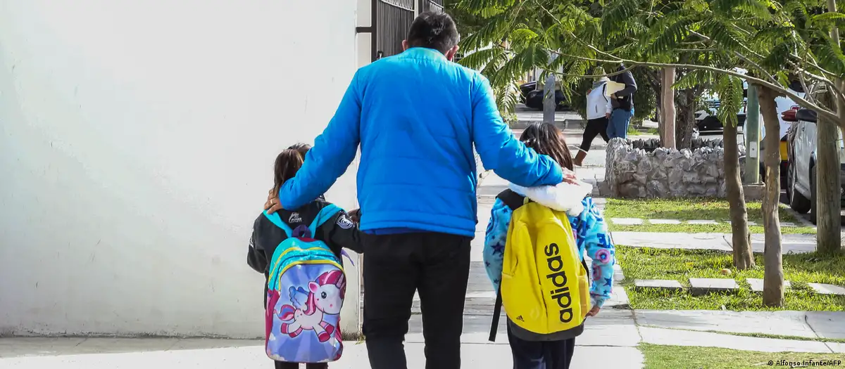 Reto viral desata amenazas de tiroteo en escuelas de México