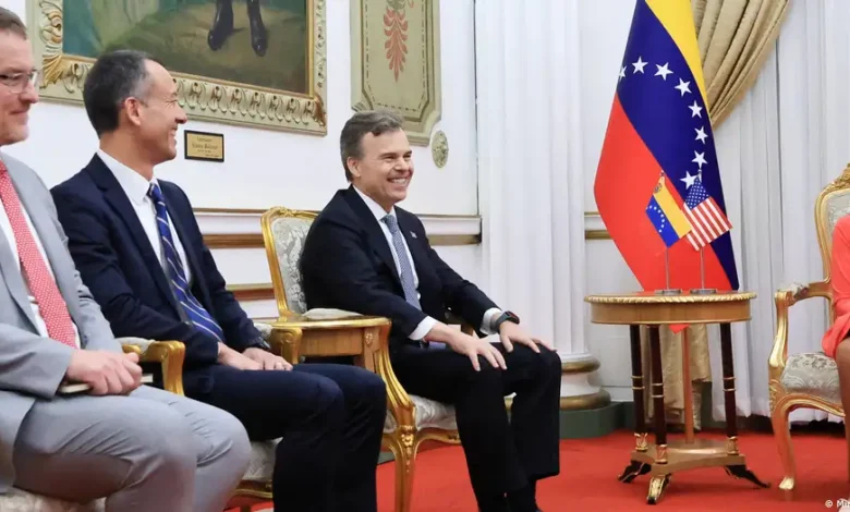 Rodríguez recibe al nuevo encargado de negocios de EE.UU.
