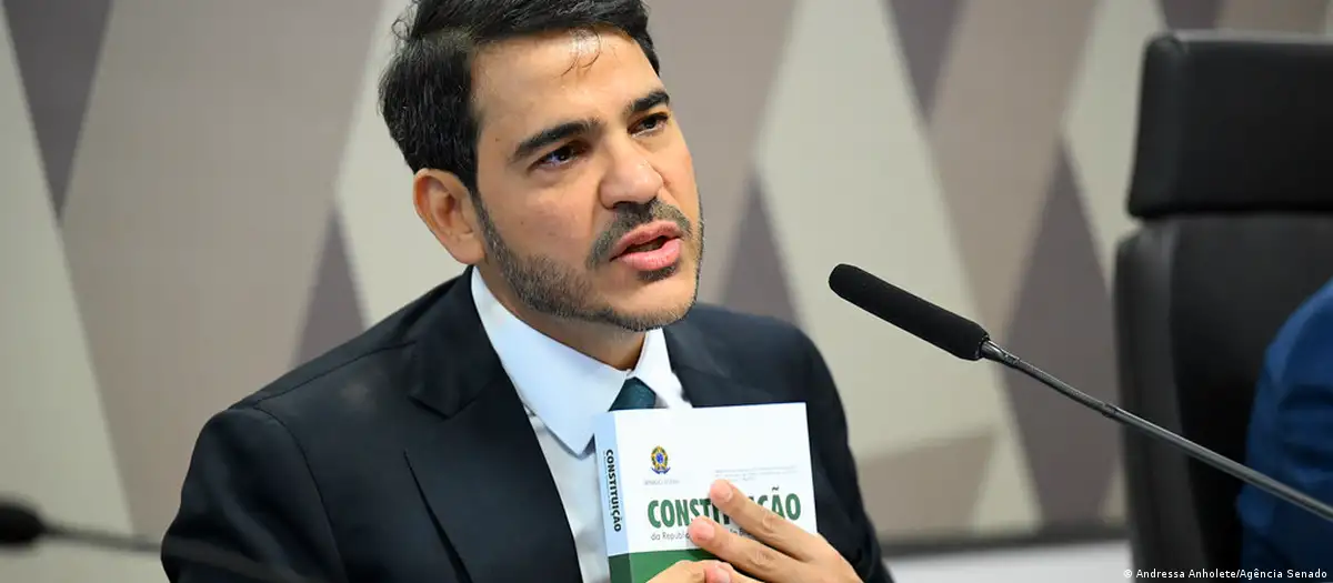 Senado de Brasil rechaza candidato de Lula a Corte Suprema