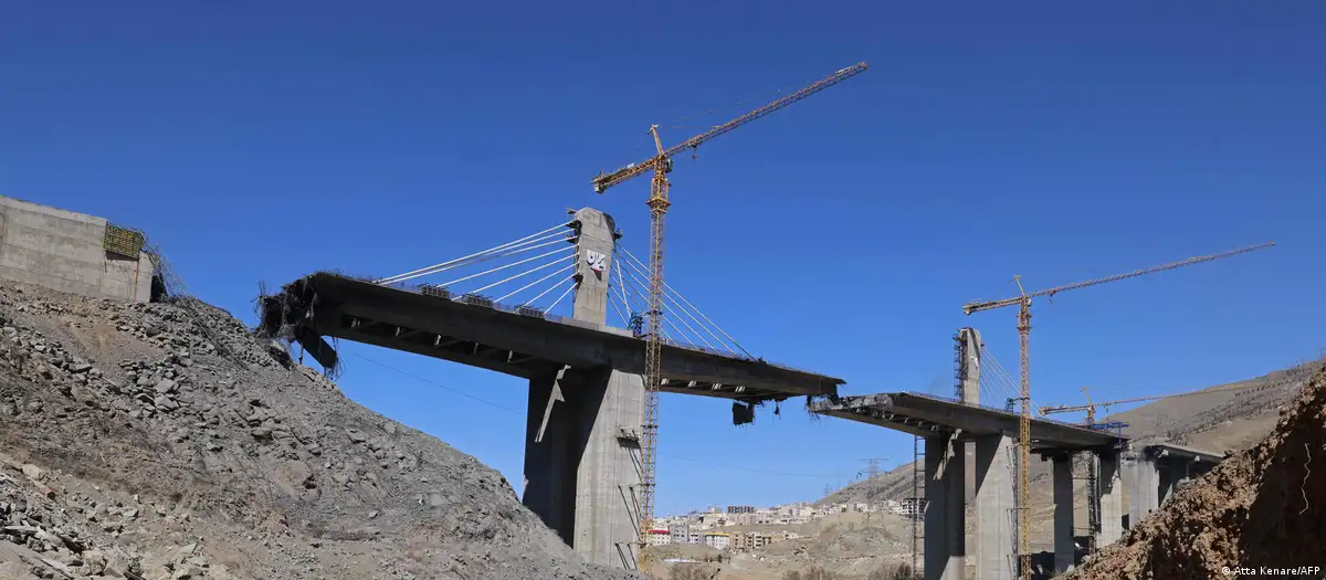 Trump reitera que desatará el infierno en Irán