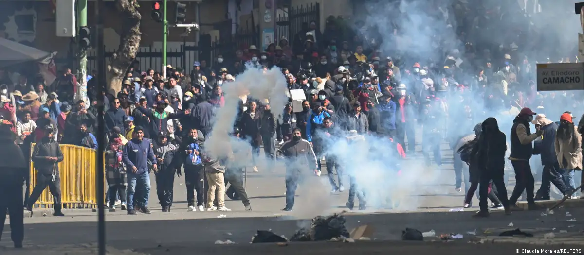 Bolivia Congreso posibilita acción militar contra protestas