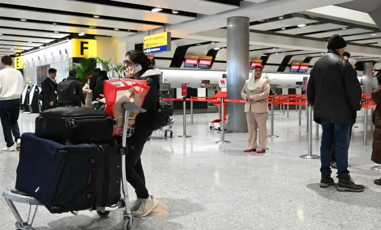 EE.UU. aplica controles de detección de ébola en aeropuertos