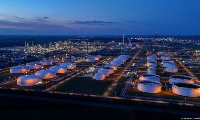 Europa estudia un impuesto extraordinario a petroleras