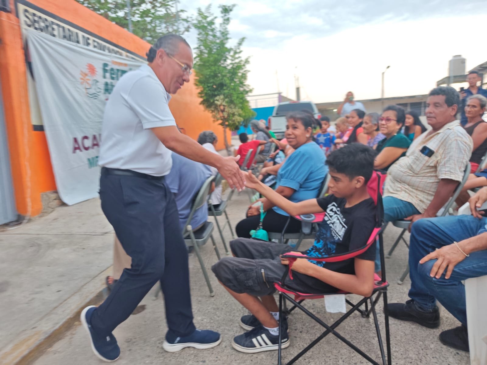 Fermín Alvarado en Miramar impulsa organización
