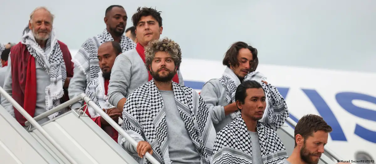 Llegan a Turquía activistas de flotilla para Gaza