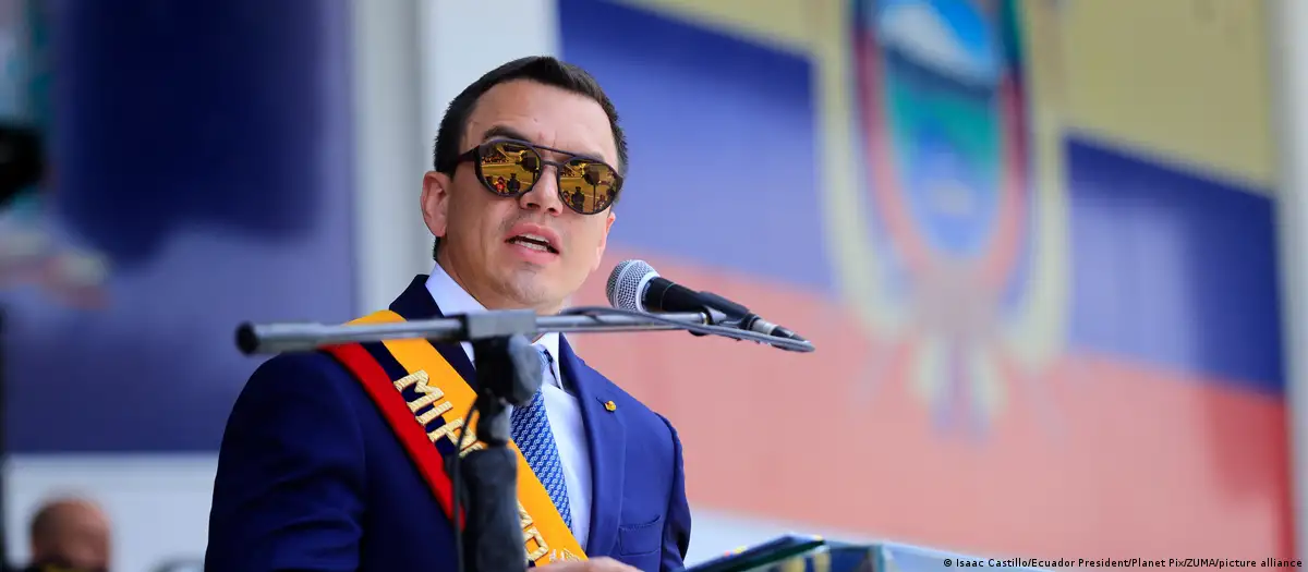 Presidente Ecuador dispuesto a eliminar aranceles a Colombia}