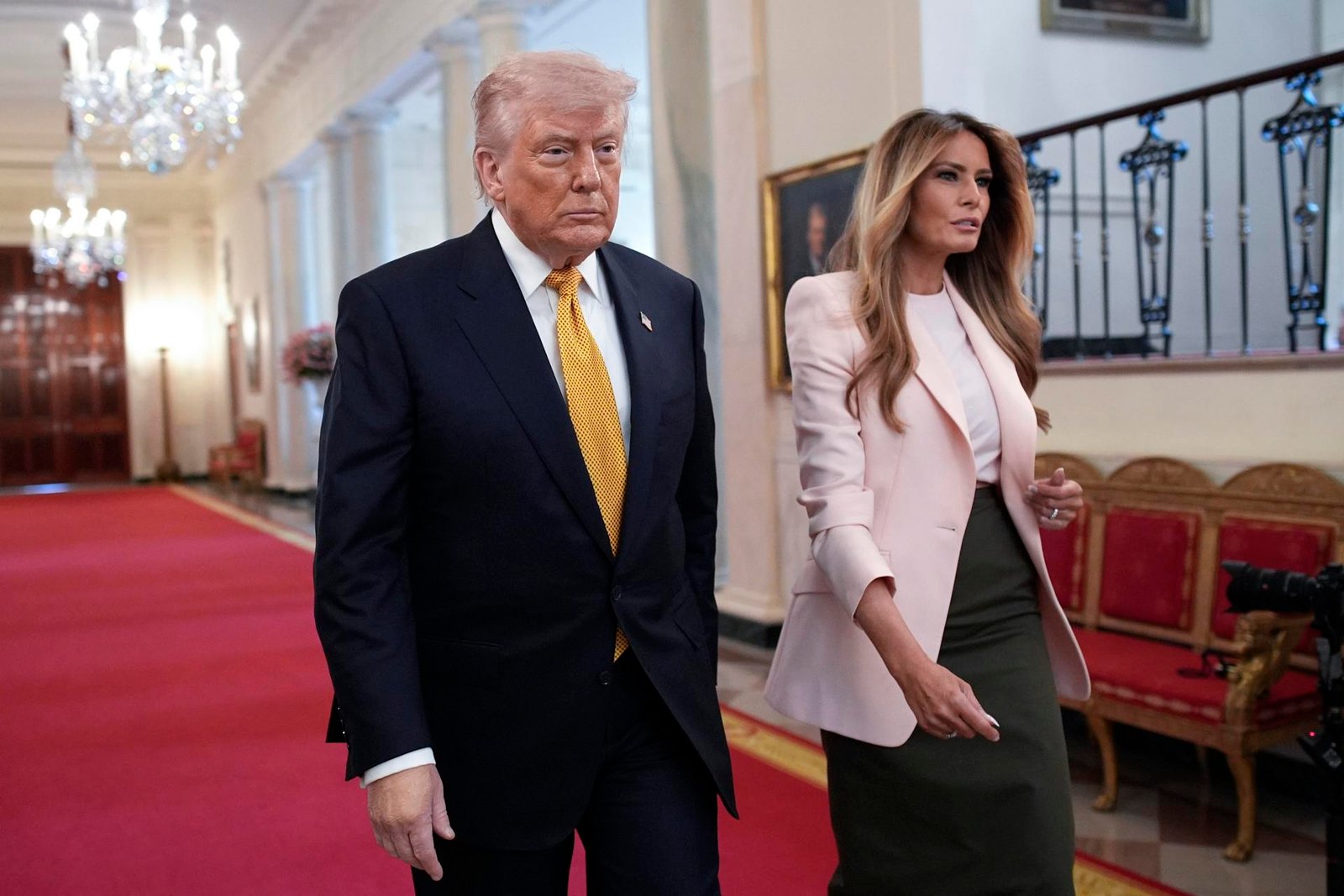 Trump suspendió escolta en Ormuz, según NBC