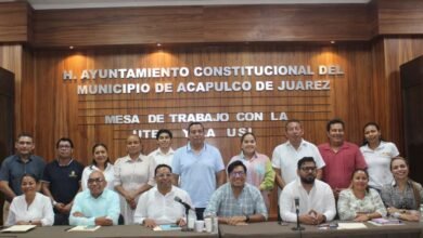 Juan Carlos Manrique García durante mesa de trabajo sobre transparencia en Acapulco