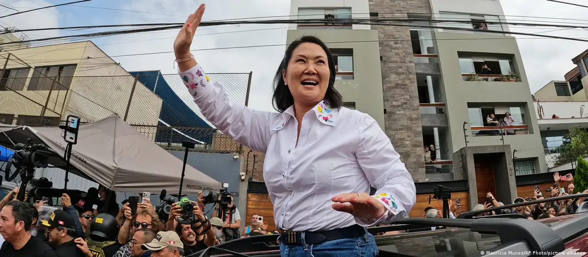 Fujimori con ventaja suficiente para ganar balotaje de Perú
