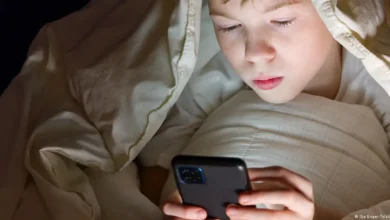 Impondrá Alemania límite de edad para las redes sociales