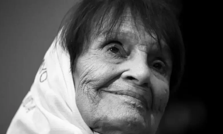 Murió Taty Almeida, emblema de las Madres de Plaza de Mayo
