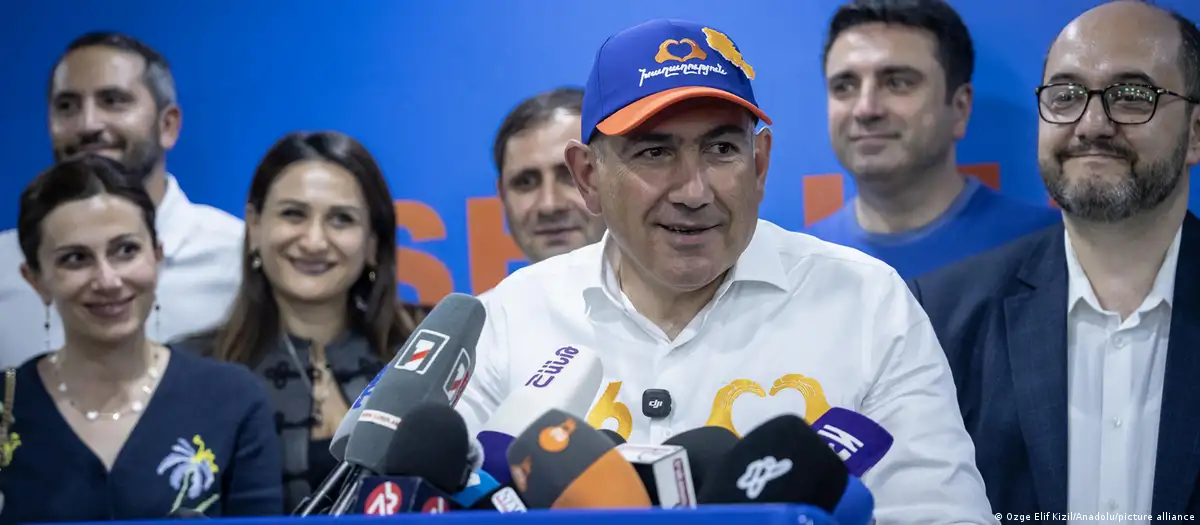 Primer ministro de Armenia lidera resultados de legislativas