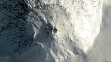 El volcán de la Antártida que expulsa oro al aire