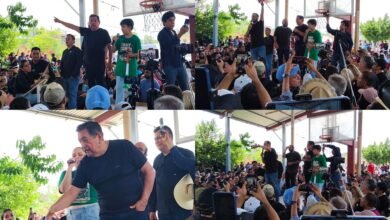 Félix Salgado Macedonio durante asamblea informativa en la colonia Emiliano Zapata de Acapulco