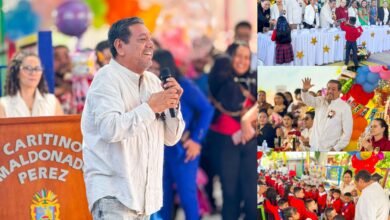 Félix Salgado Macedonio durante ceremonia de graduación del Jardín de Niños Caritino Maldonado Pérez en Chilpancingo