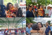 Esthela Damián Peralta durante asamblea en Alcozauca con comunidades de la Montaña de Guerrero