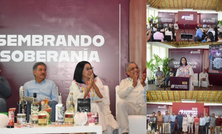 Esthela Damián participa en el foro sobre el campo y la agroindustria en Guerrero.