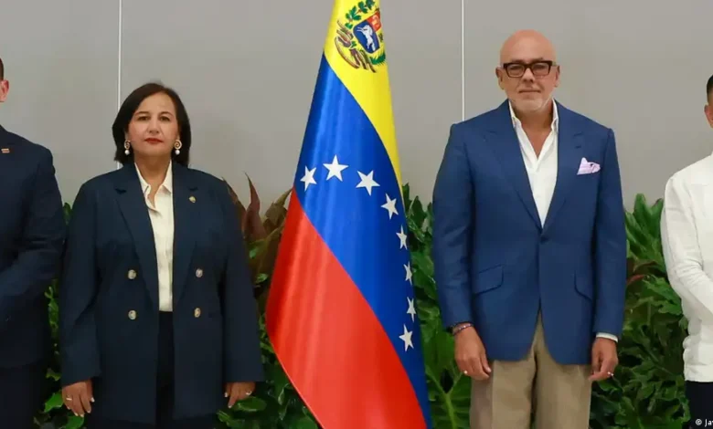 TSJ de Venezuela acuerdan renovar magistrados