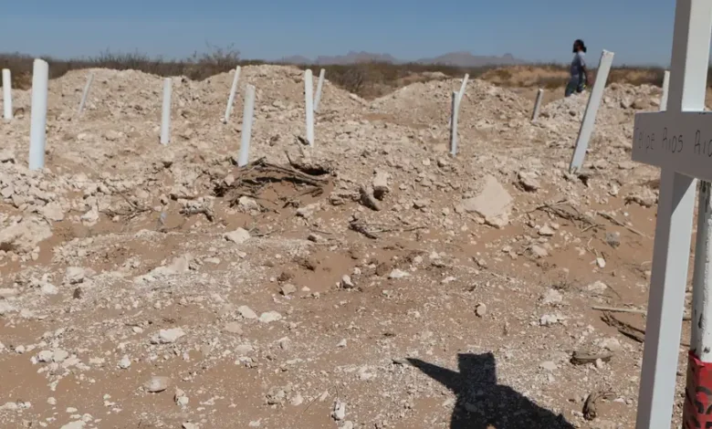 117 cuerpos no identificados son inhumados en Ciudad Juárez