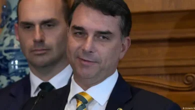 Flávio Bolsonaro evita sanción por video con IA