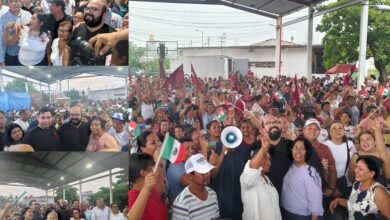 Ricardo Salinas Méndez en Pie de la Cuesta durante asamblea informativa con vecinos de Acapulco