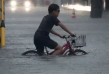 Tifón Dujuan en Japón deja dos muertos y miles sin luz