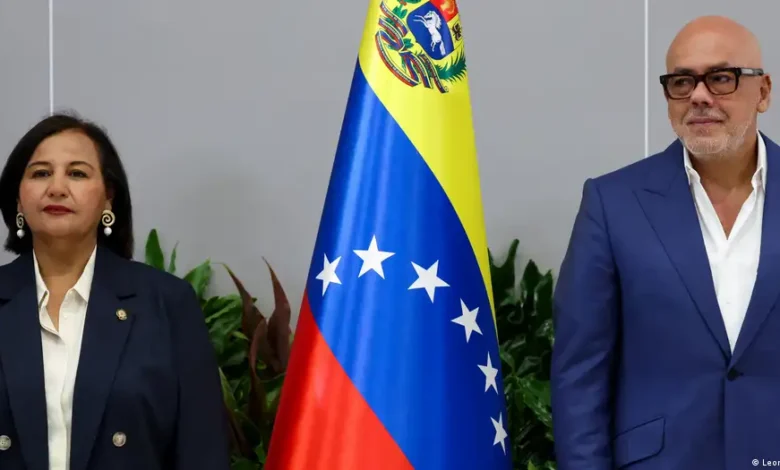 Diálogo político en Venezuela Delcy recibe a opositora
